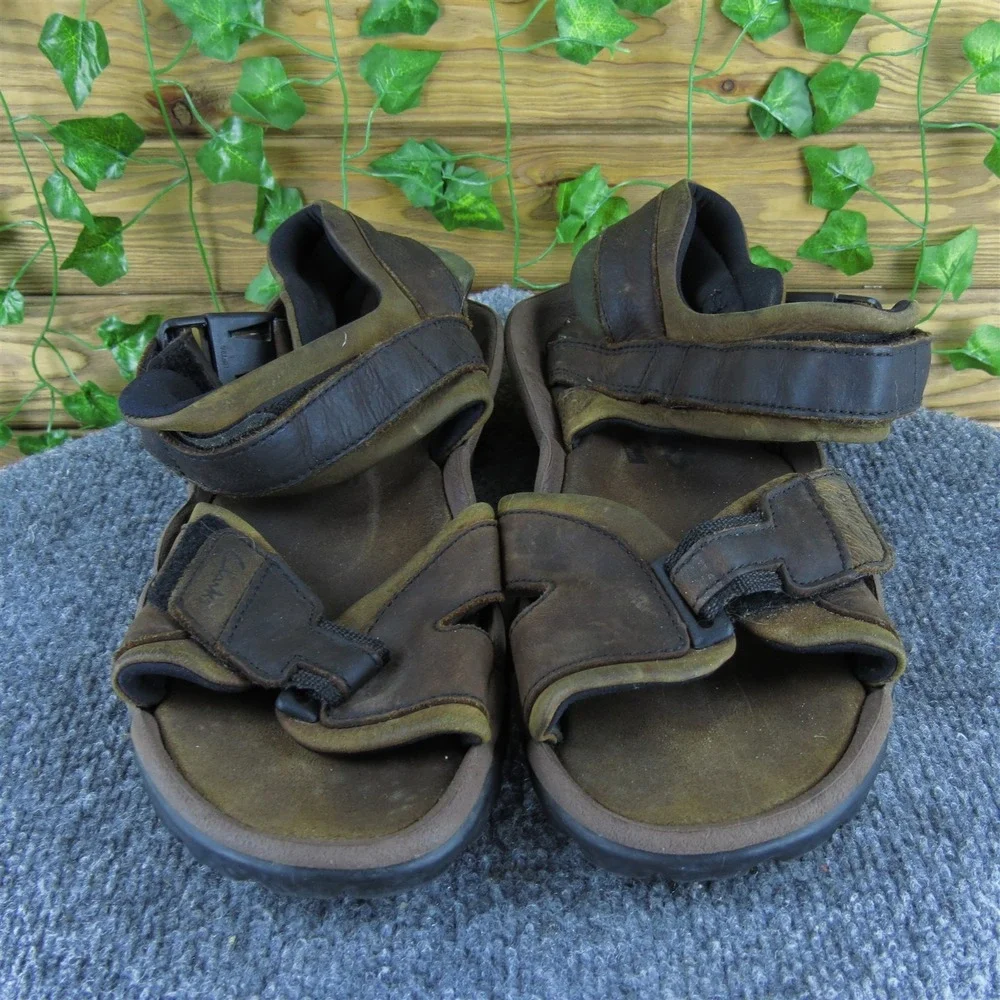 Clarks men air